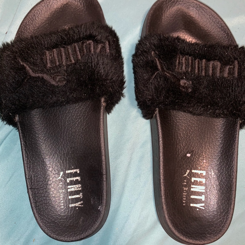 Rihanna Fenty Puma Sliders